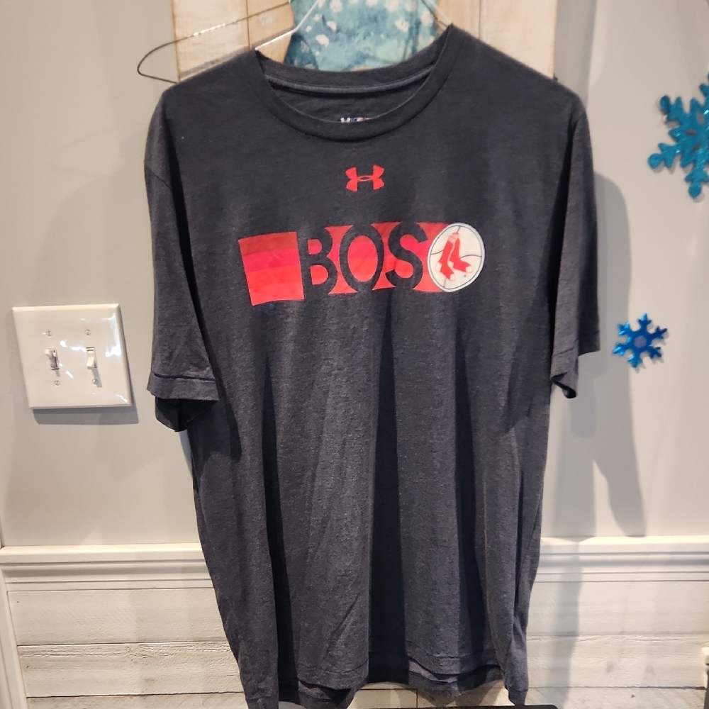 Under Armour Boston Redsox Men's Sz XL Graphic Tee Good Condition